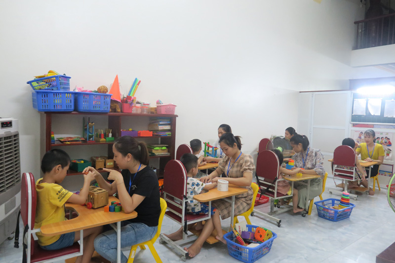 Trung tâm đào tạo dạy trẻ em tự kỷ chậm phát triển